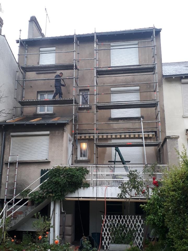 ECHAFAUDAGE RAVALEMENT DE FACADE TOURS