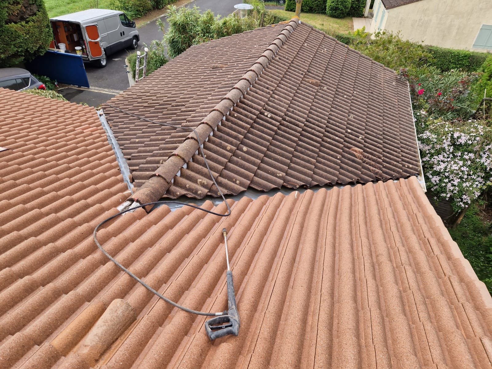 NETTOYAGE TOITURE 37 AVANT