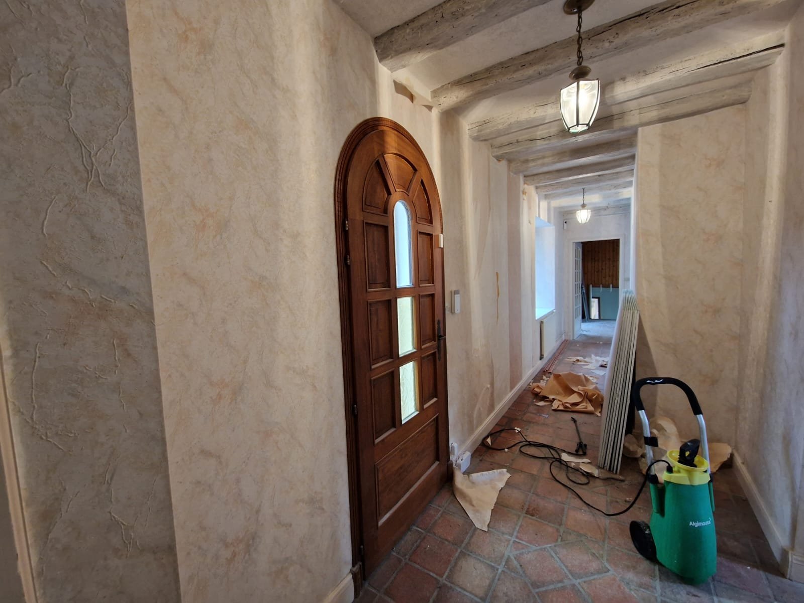 PEINTURE 2 INTERIEUR A TOURS AVANT