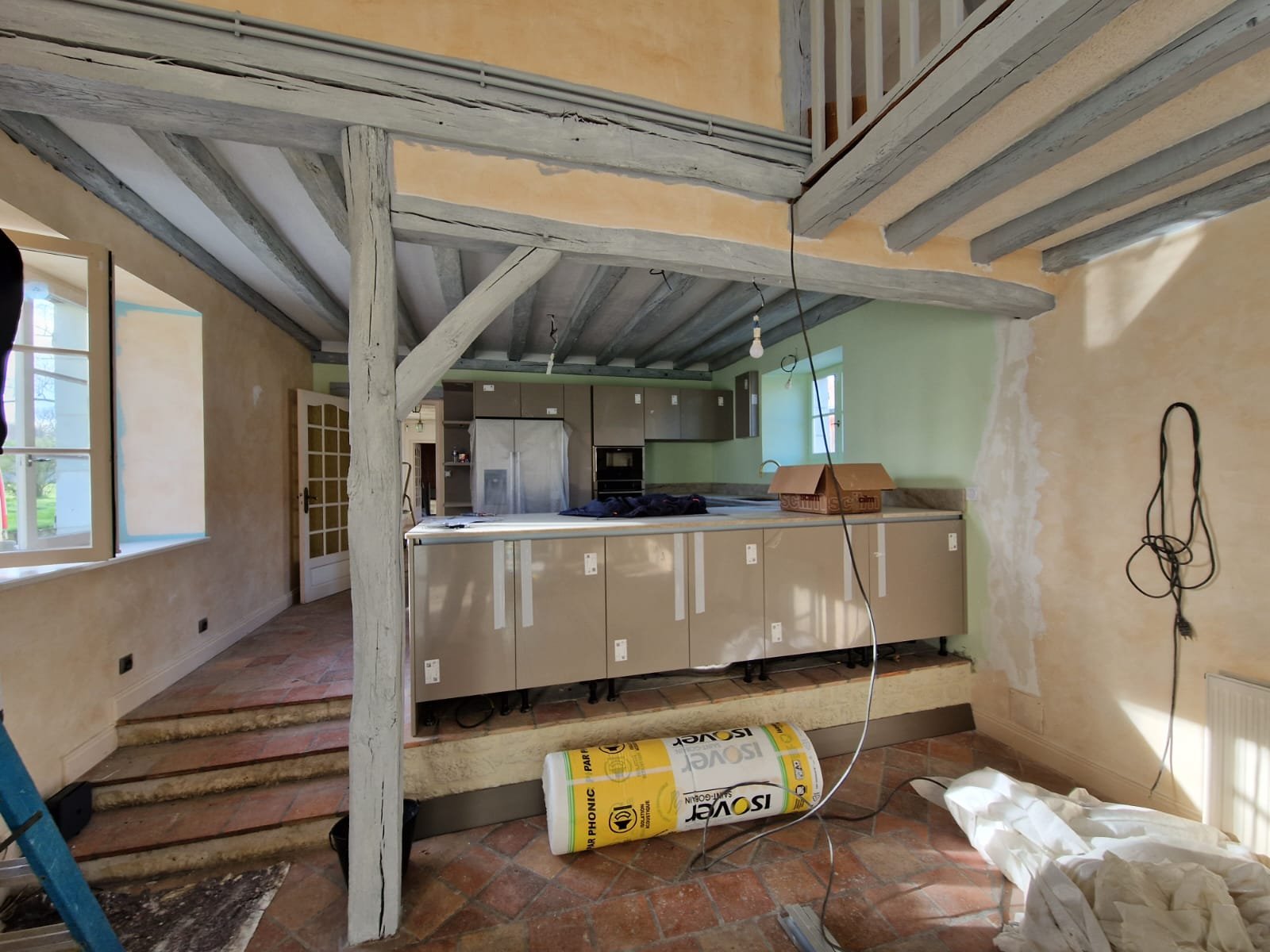 PEINTURE INTERIEUR AVANT 37